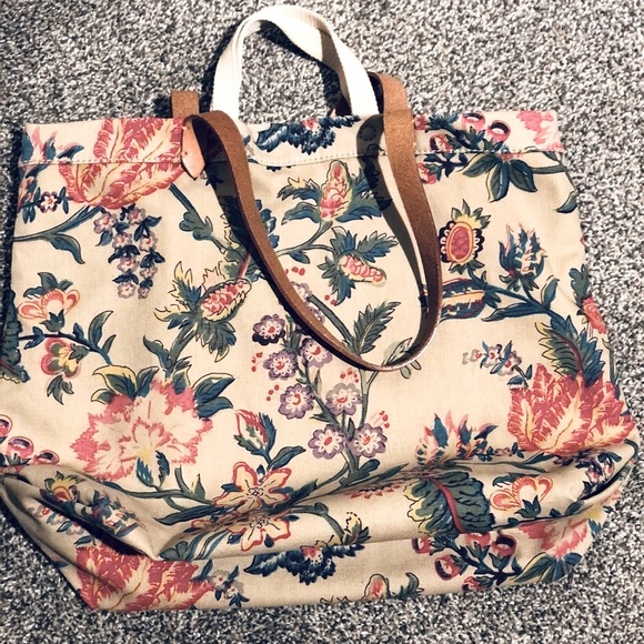 Madewell Handbags - Madewell Floral Canvas Cotton Tote